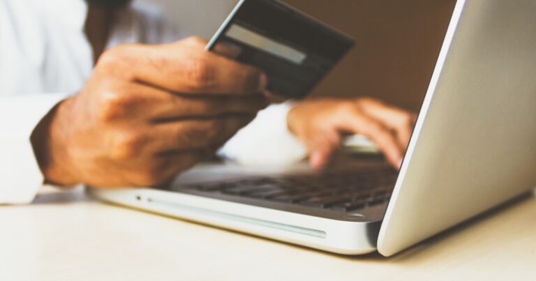 How to Build Business Credit Fast: The 90-Day Action Plan