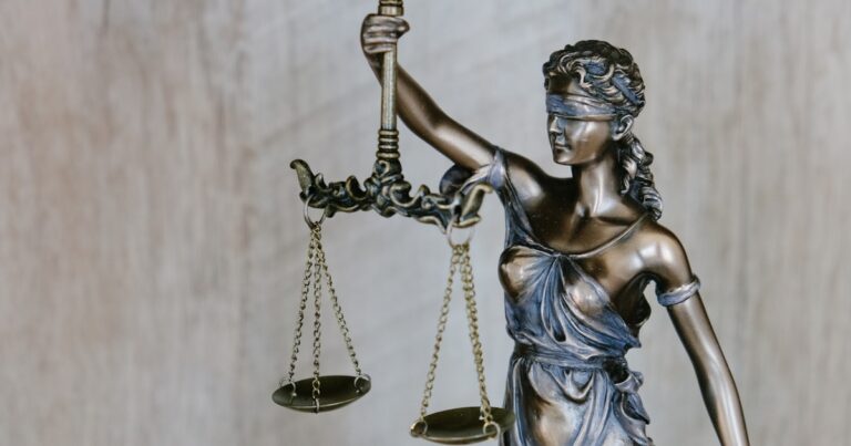 Law Firm Financing: Lines of Credit and Term Loans